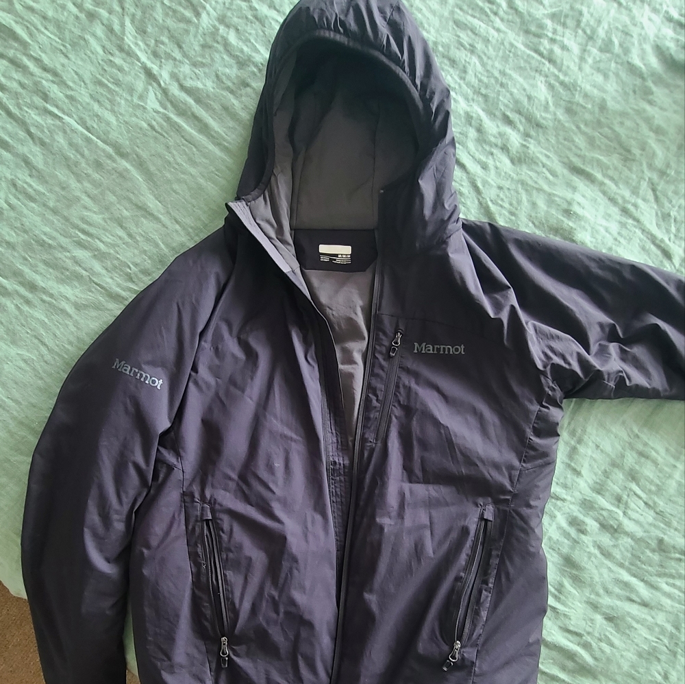 Marmot puffy jacket. (M)